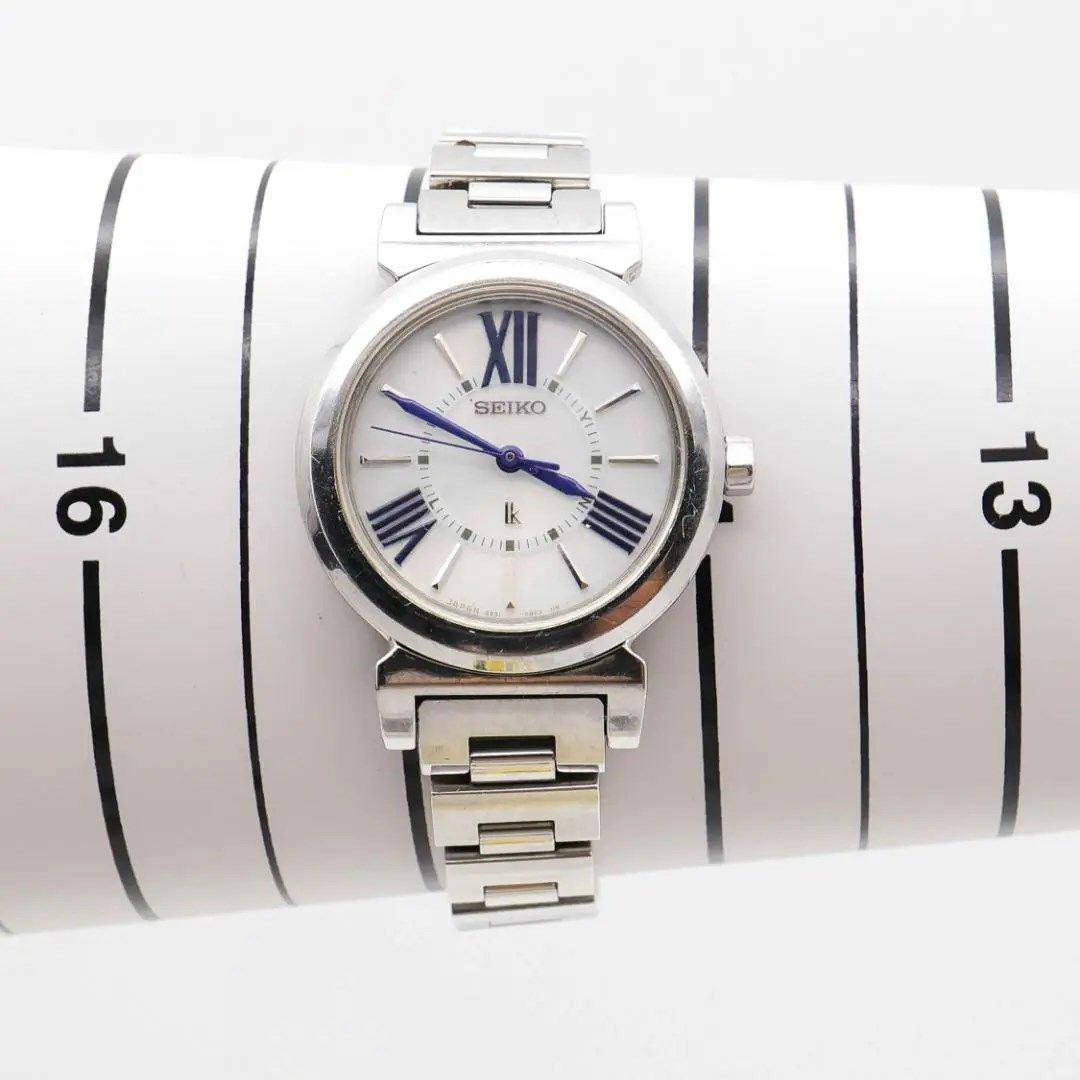 国内正規品 《美品》SEIKO Lukia 腕時計 シルバー ブルー 電波ソーラー