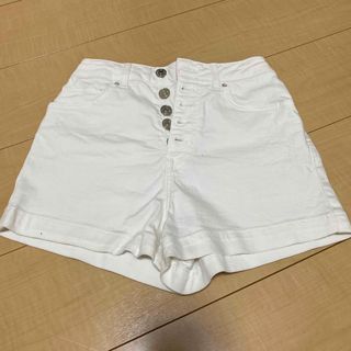 フォーエバートゥエンティーワン(FOREVER 21)の短パン(ショートパンツ)