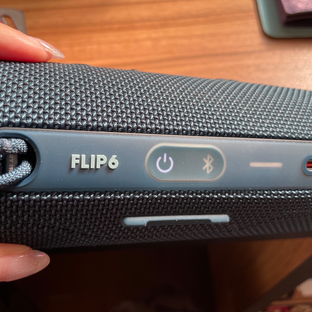 Flip(フリップ)のハーマンインターナショナル FLIP6 スピーカー ブルー スマホ/家電/カメラのオーディオ機器(スピーカー)の商品写真