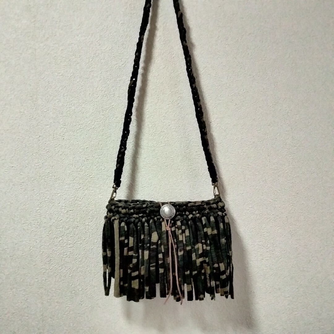 迷彩柄×ブラック◎ミニショルダーバッグ ハンドメイドのファッション小物(バッグ)の商品写真