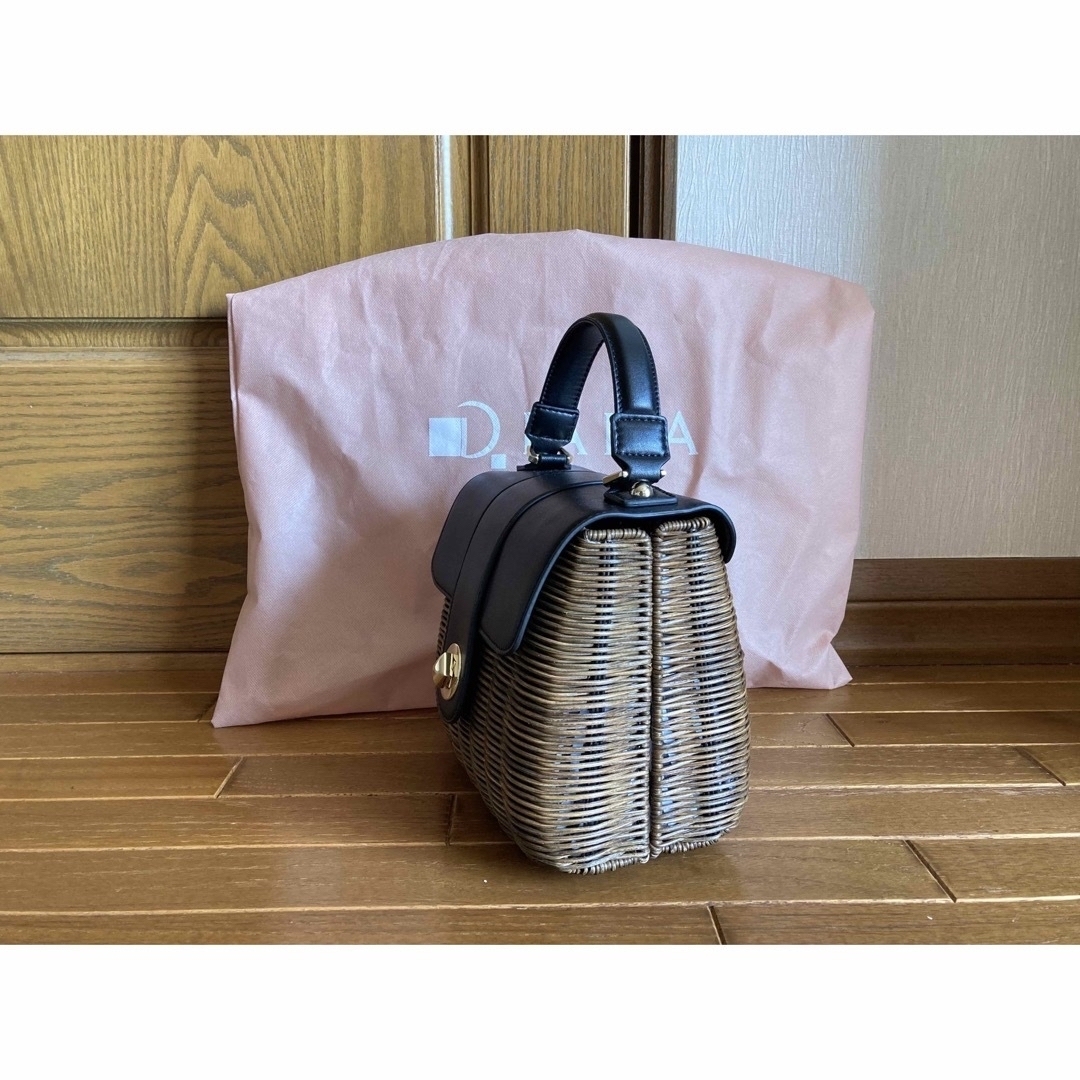 ダイアナ DIANA カゴバッグ ショルダー 巾着 フラワー ブラック ダイアナ DIANA カゴバッグ ショルダー 巾着 フラワー ブラック