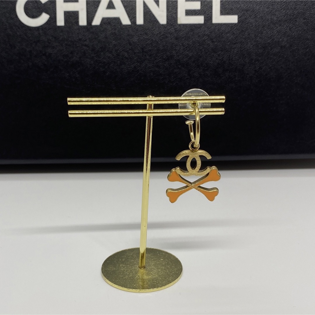 ［正規品］CHANEL ココマーク ピアス　片方　ゴールド系