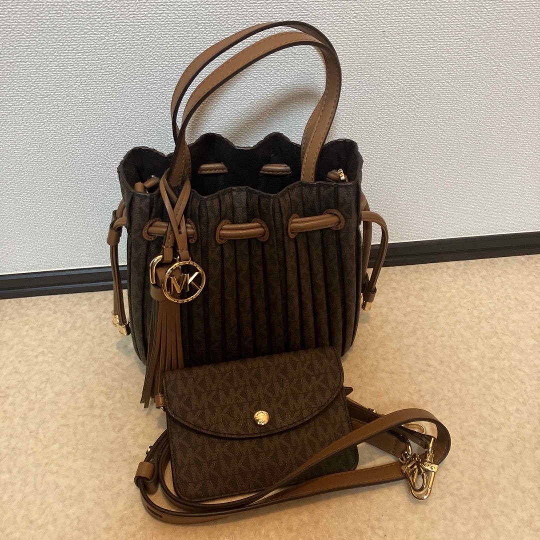 Michael Kors - マイケルコース 巾着ショルダーバッグの通販 by 断捨離