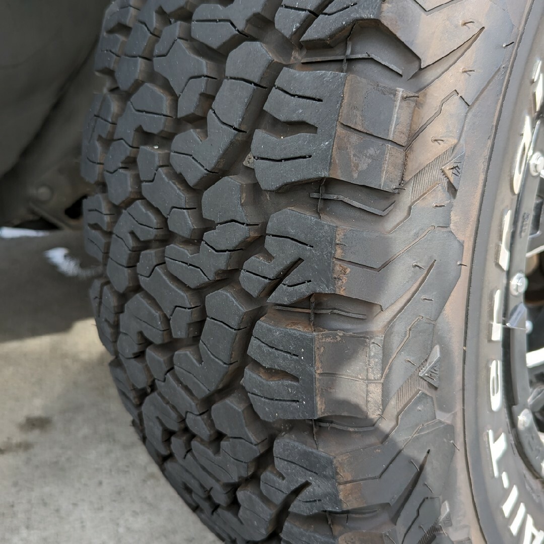 MKW MK-46M/L+ BF A/T KO2 245/70R16 美品 | www.mulgruvis.com