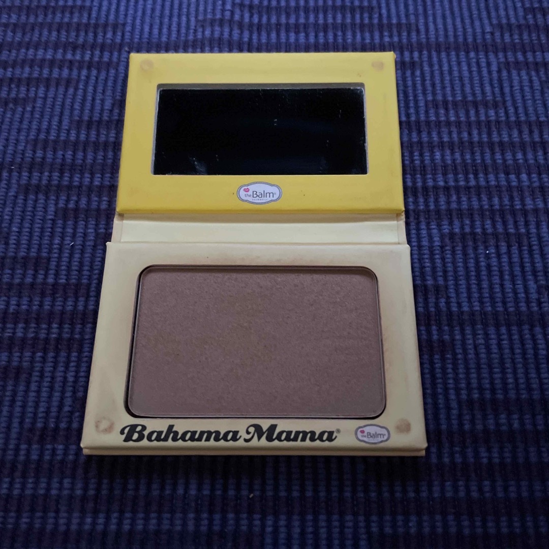 The Balm(ザバーム)のBahama Mama bronzer コスメ/美容のベースメイク/化粧品(フェイスカラー)の商品写真