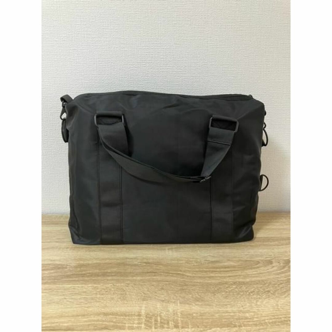ショルダーバッグ　ボストンバッグ　トートバッグ　鞄　ナイロン　黒　大容量 メンズのバッグ(ボストンバッグ)の商品写真