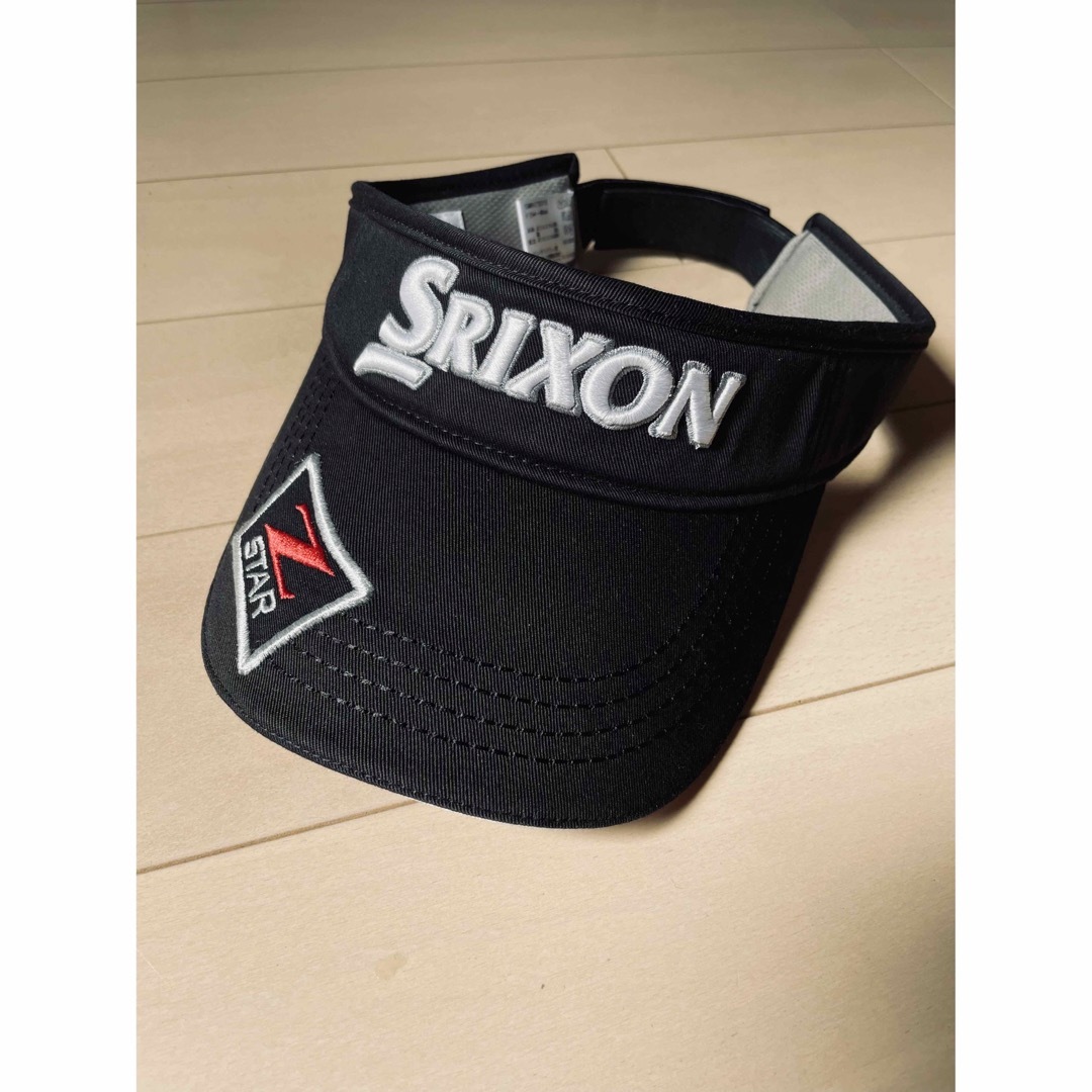 Srixon(スリクソン)のスリクソン バイザー★新品 SRIXON ブラック ゴルフウェア スポーツ/アウトドアのゴルフ(ウエア)の商品写真