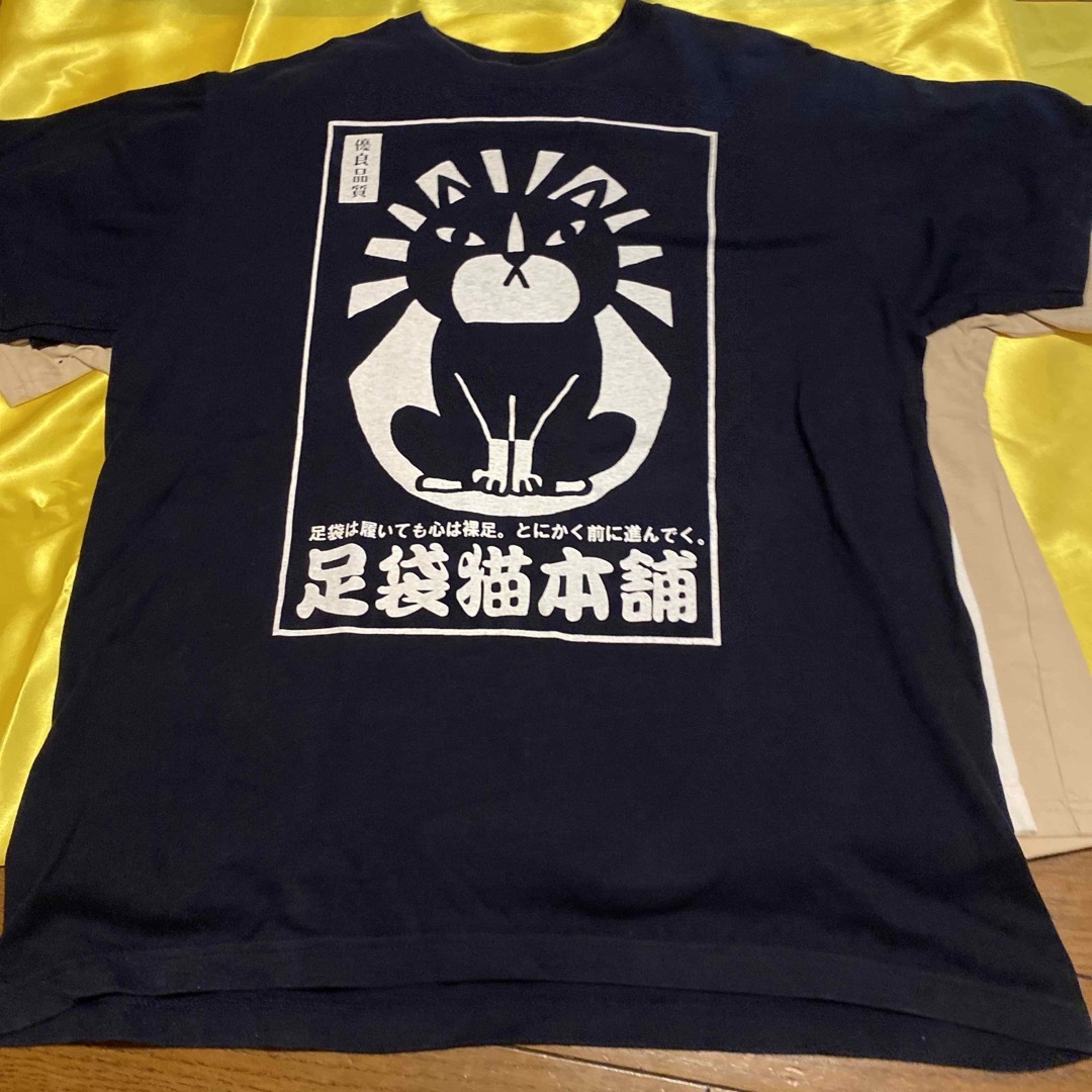 足袋猫本舗　黒系Tシャツ　M レディースのトップス(Tシャツ(半袖/袖なし))の商品写真