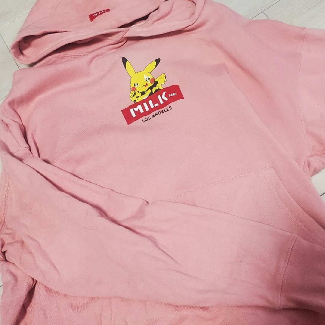 ほぼ新品　ミルクフェド　MILK FED ポケモン　パーカー　ピカチュウ　黒