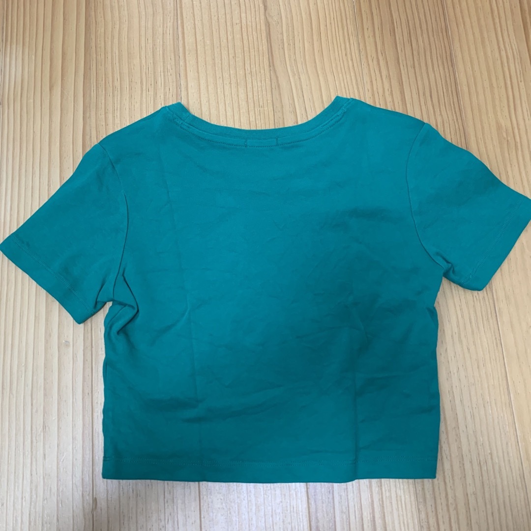 GU(ジーユー)のレディース　半袖トップス レディースのトップス(Tシャツ(半袖/袖なし))の商品写真