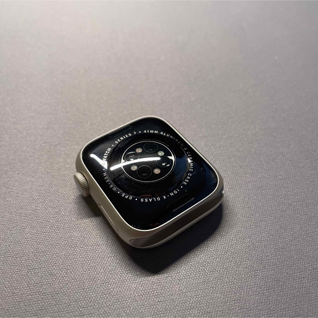 Apple(アップル)のApple Watch Series 7 GPSモデル 41mm スターライト メンズの時計(腕時計(デジタル))の商品写真