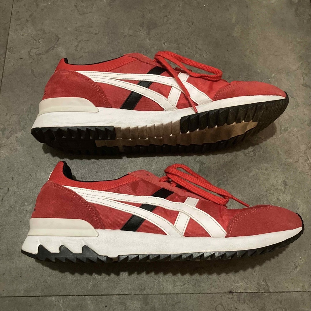 Onitsuka Tiger(オニツカタイガー)のオニツカタイガー スニーカー 靴 赤 レッド 27.5 1183A355 メンズの靴/シューズ(スニーカー)の商品写真