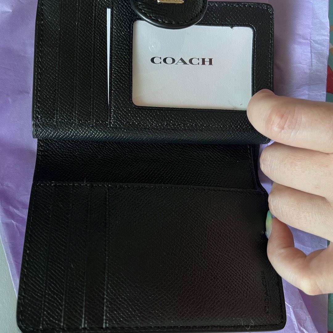 COACH(コーチ)の【最終値下げ】COACH 2つ折財布 ブラック ゴールド 6390 IMBLK レディースのファッション小物(財布)の商品写真