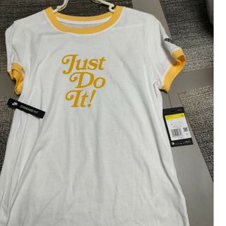 ナイキ(NIKE)のナイキ　Tシャツ　レディースS(Tシャツ(半袖/袖なし))