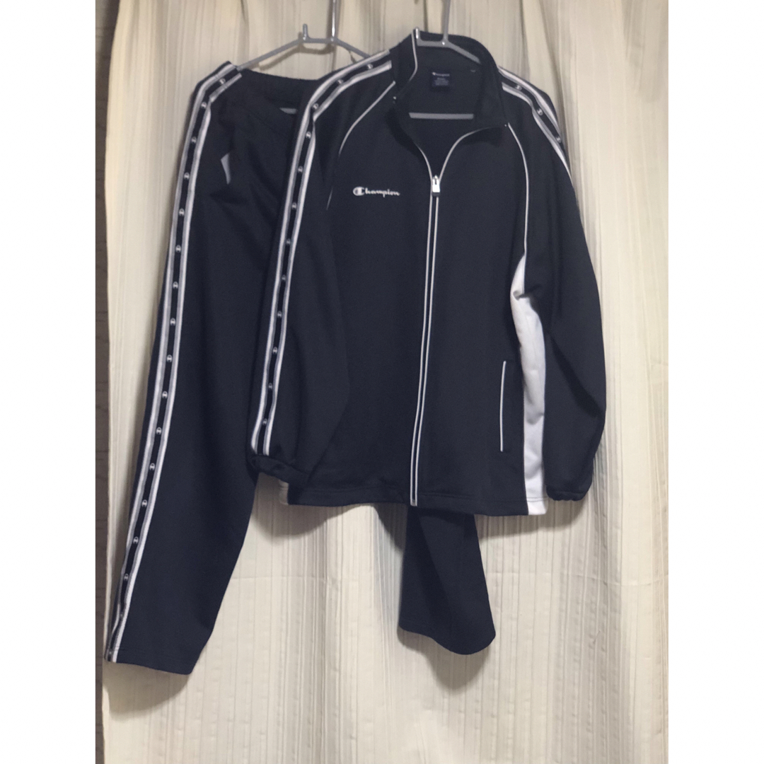 Champion - チャンピオン ジャージ上下の通販 by とらねこ屋 Champion - チャンピオン ジャージ上下の通販 by とらねこ屋