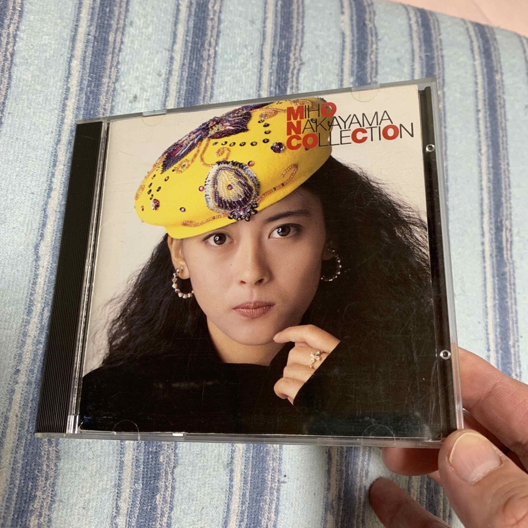 中山美穂　COLLECTION  JINGI・愛してもらいます エンタメ/ホビーのCD(ポップス/ロック(邦楽))の商品写真