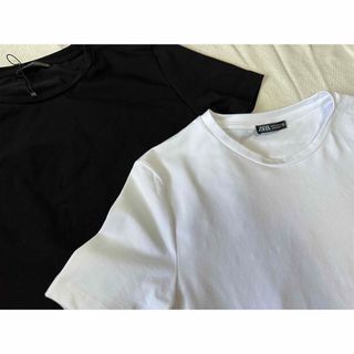 ザラ(ZARA)のZARA ショート丈Tシャツ　(Tシャツ(半袖/袖なし))