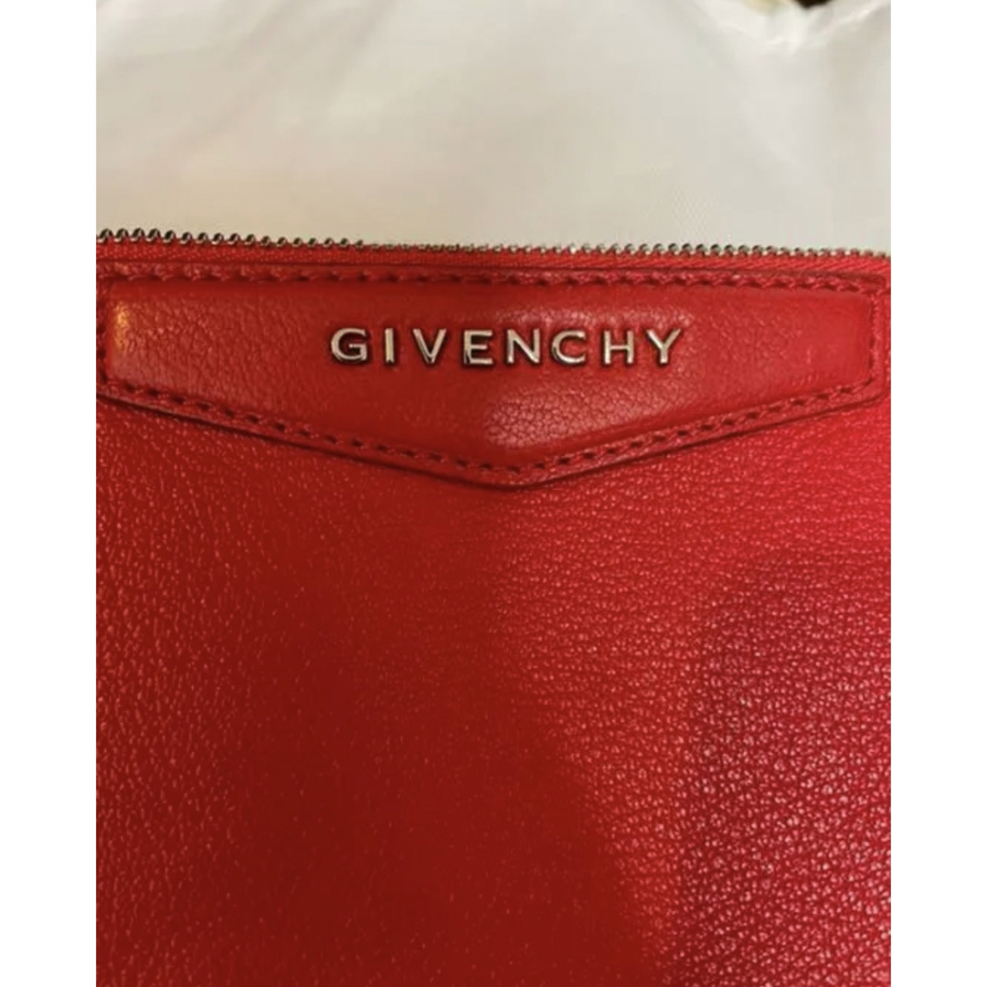 GIVENCHY - 新品☆日本限定❣️GIVENCHY☆クラッチバッグ