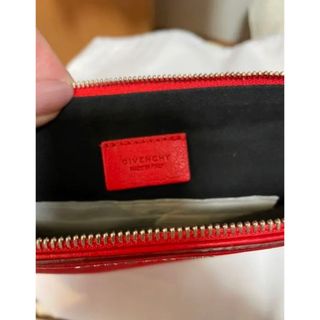 GIVENCHY - 新品☆日本限定❣️GIVENCHY☆クラッチバッグ
