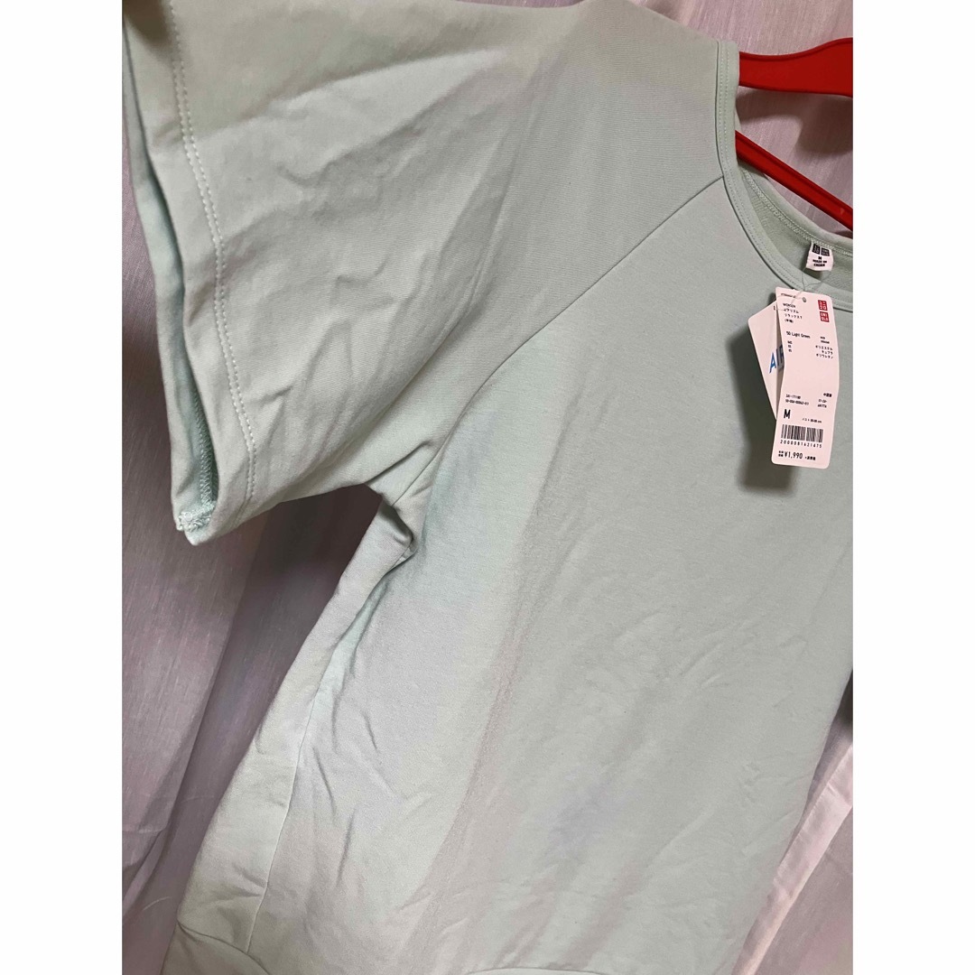 UNIQLO(ユニクロ)の新品レディースUNIQLOユニクロMエアリズムリラックスT半袖ライトグリーン レディースのトップス(Tシャツ(半袖/袖なし))の商品写真