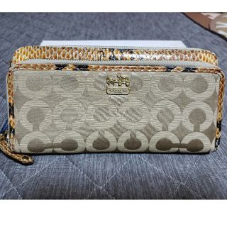 コーチ(COACH)の✨👜COACH 長財布👜✨(長財布)