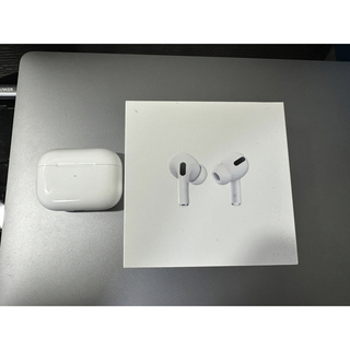 Apple - 【美品/付属品完備】AirPods Pro (第1世代)の通販｜ラクマ