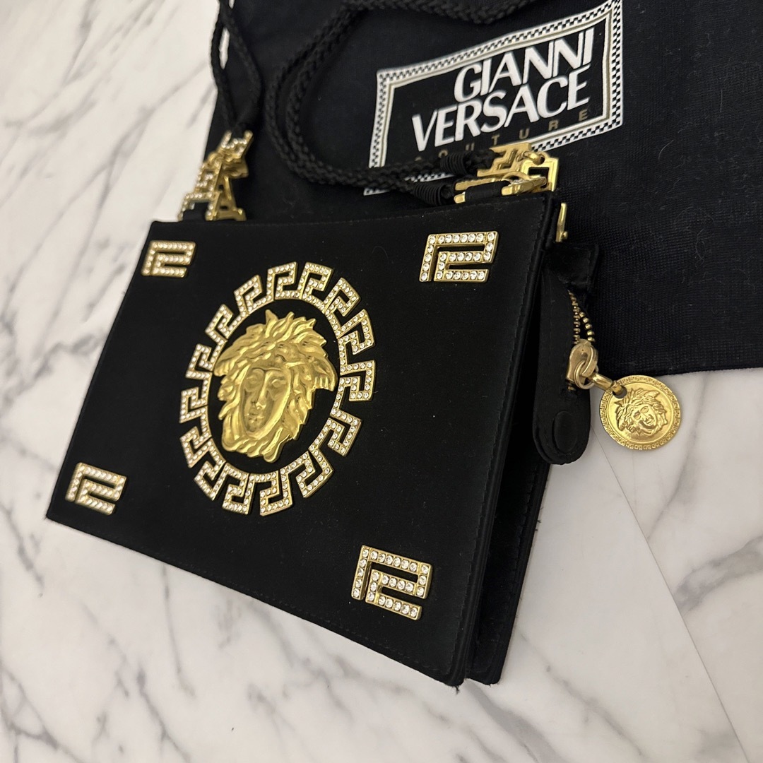 Gianni Versace - 超レア✨ジャンニヴェルサーチェ ショルダーバッグの