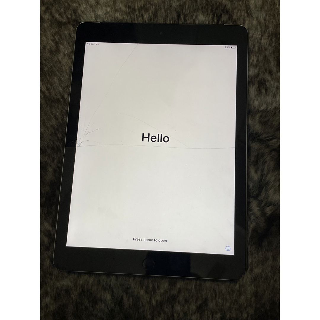 Apple iPad 第6世代 Wi-Fi + Cellular 32GB訳あり - タブレット