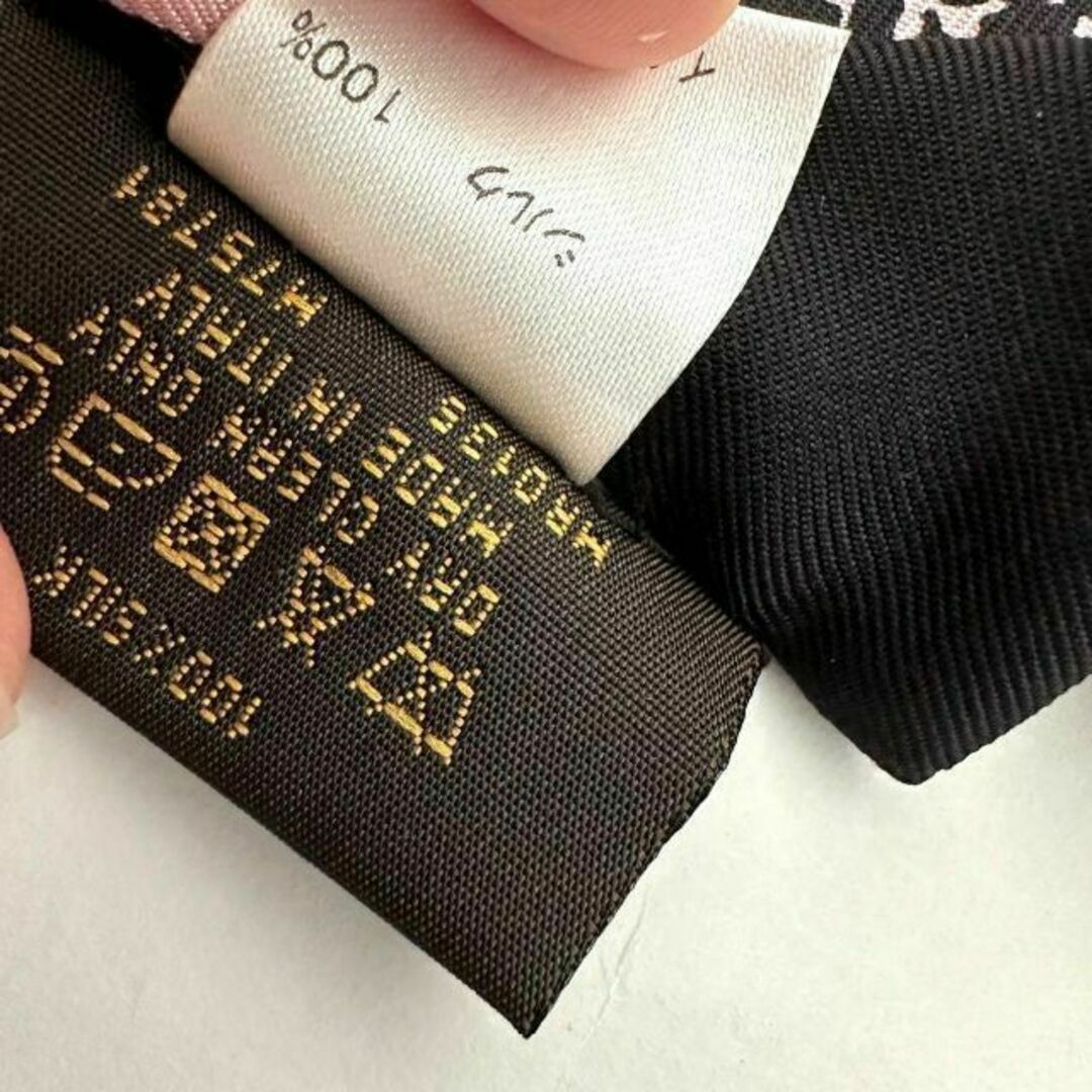 シンプルでおしゃれ LOUIS VUITTON スカーフ バンドー シルク