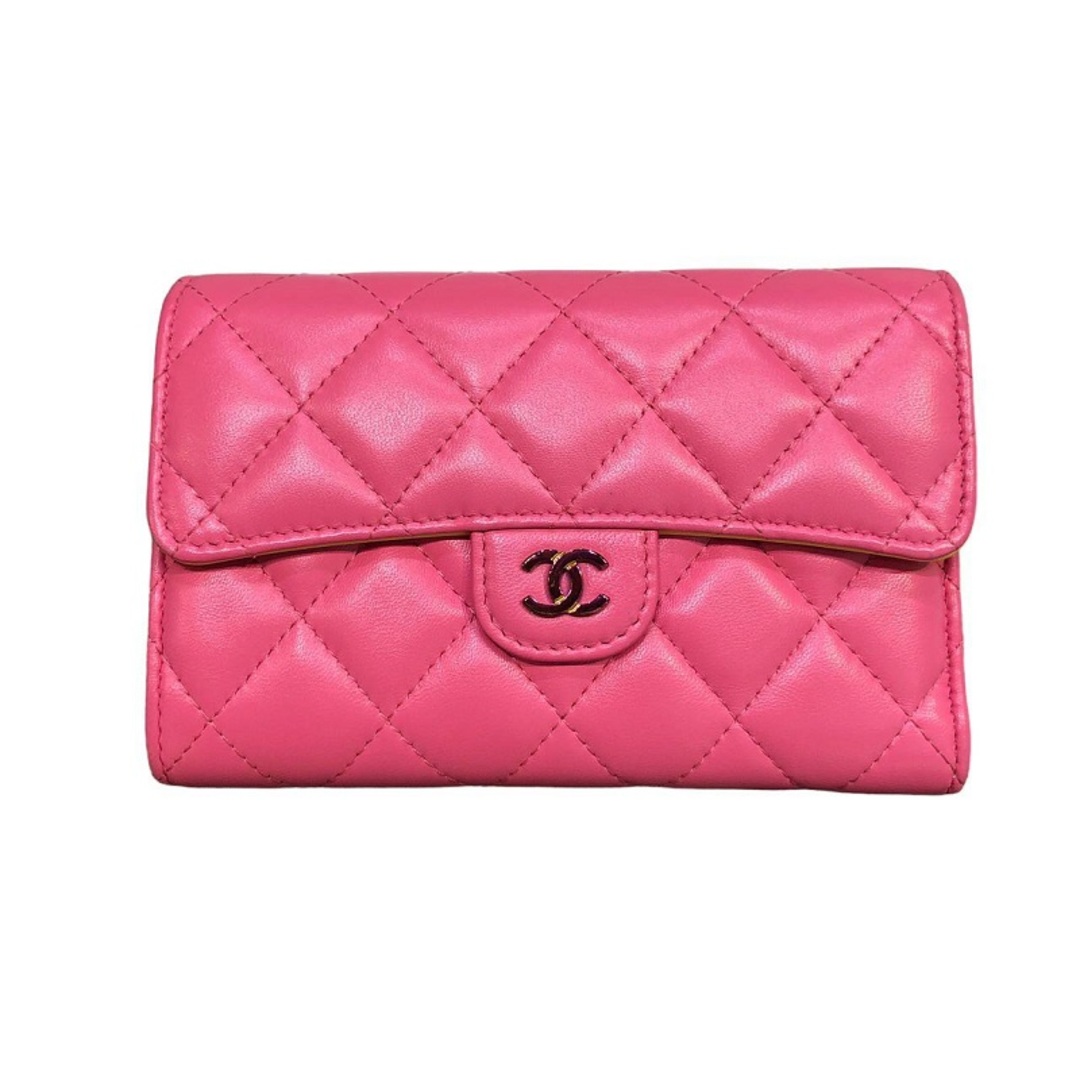 シャネル CHANEL ミディアムクラシックフラップウォレット 三つ折