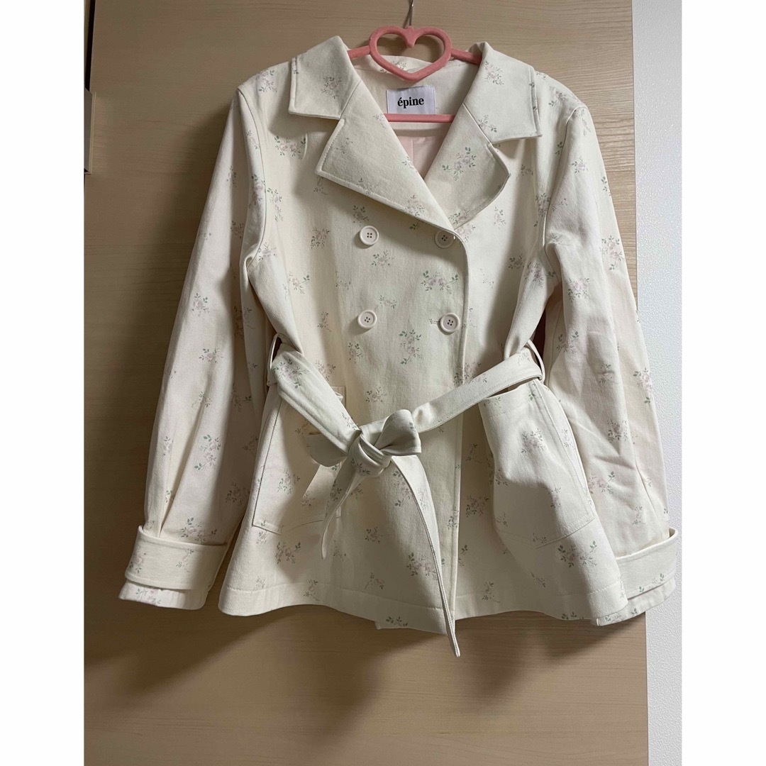 épine(エピヌ)のé belt jacket flower レディースのジャケット/アウター(テーラードジャケット)の商品写真