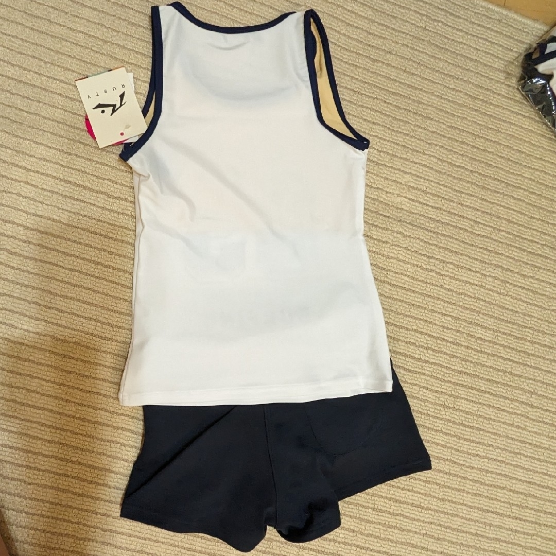 RUSTY(ラスティ)のラスティ☆水着3点セット 130センチ キッズ/ベビー/マタニティのキッズ服女の子用(90cm~)(水着)の商品写真