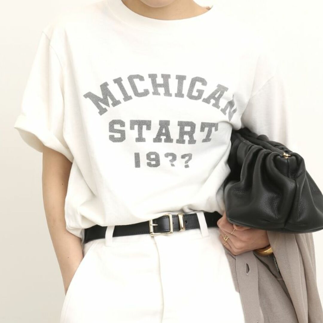 L'Appartement DEUXIEME CLASSE(アパルトモンドゥーズィエムクラス)のREMI RELIEF MICHIGAN START T-SH 新品タグ付き レディースのトップス(Tシャツ(半袖/袖なし))の商品写真