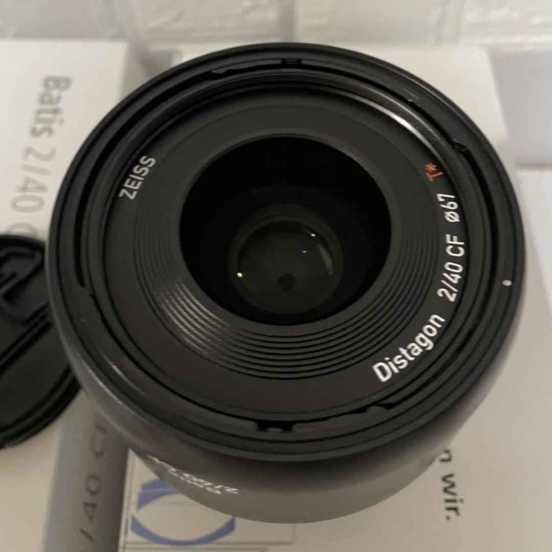 ZEISS(カールツァイス)のCarl Zeiss Batis 40mm F2 CF Eマウント スマホ/家電/カメラのカメラ(レンズ(単焦点))の商品写真