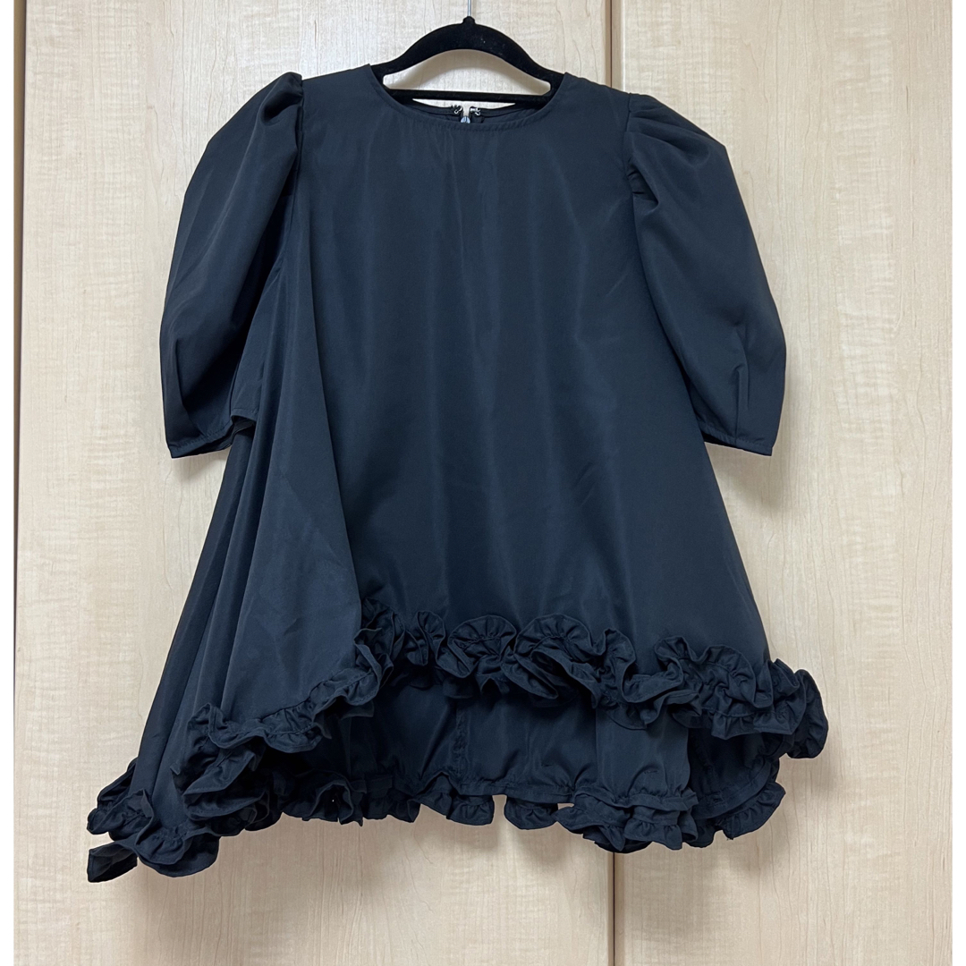 fitmore 裾フリル　フレアトップス　フィットモア レディースのトップス(シャツ/ブラウス(半袖/袖なし))の商品写真