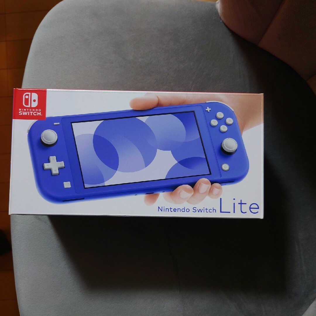 chiさま専用商品 Nintendo Switch LITE ブルー 未使用品