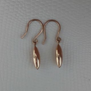 ぶら下がりピアス(ピアス)