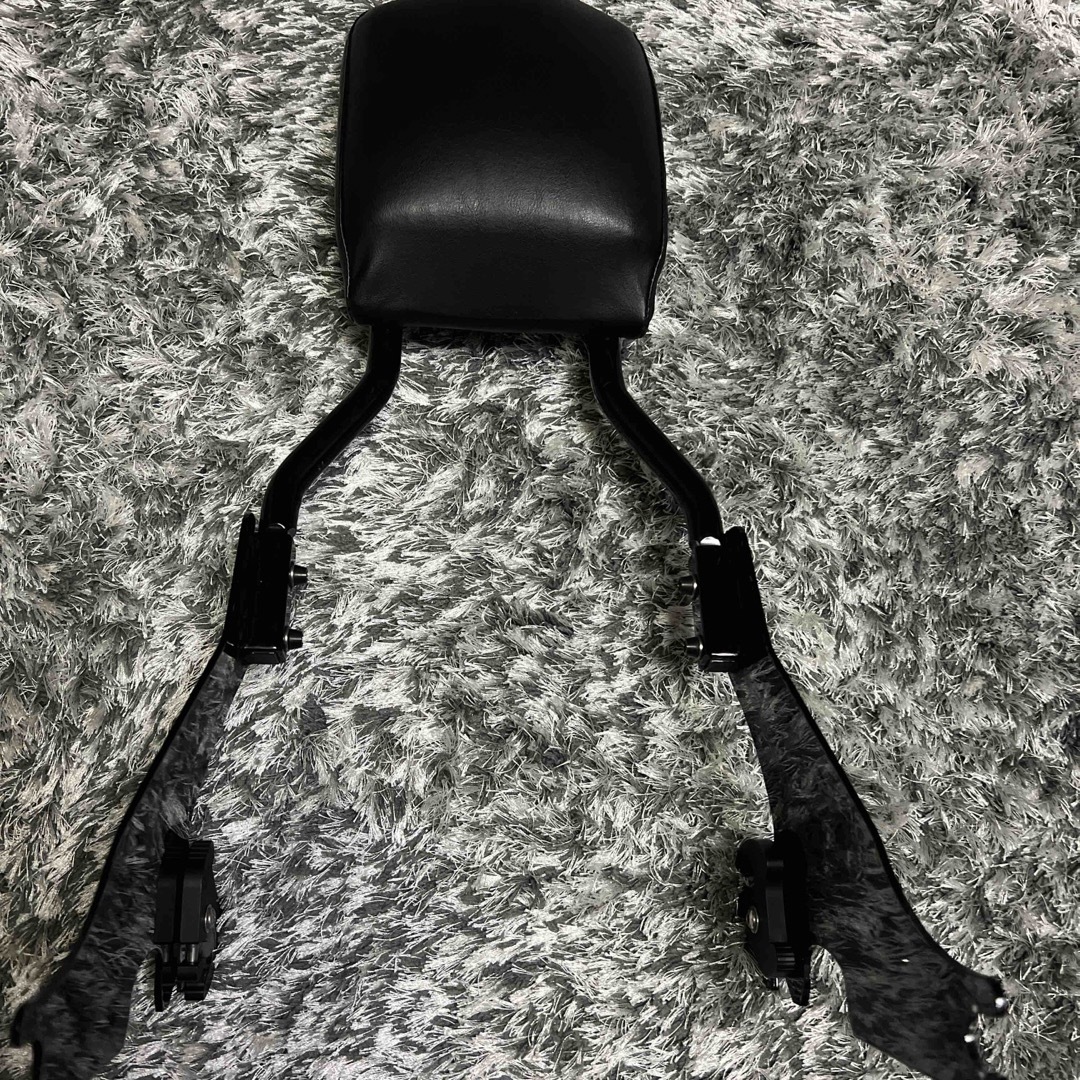 黒色 ハーレーダビッドソン 純正品 シーシーバー バックレストバイク
