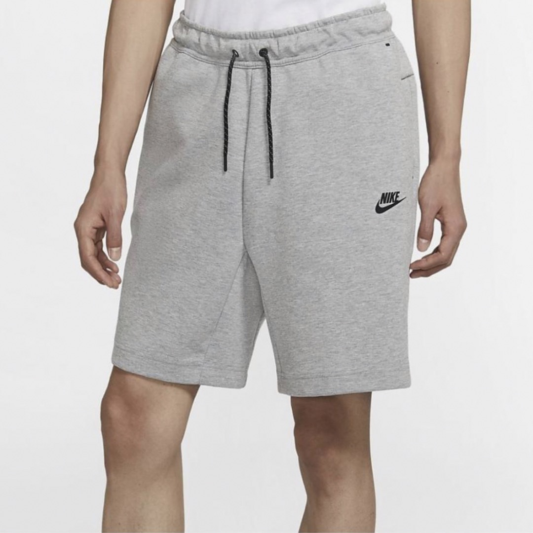 NIKE(ナイキ)のNIKE TECH FLEECE SHORT Lサイズ 新品未使用 メンズのパンツ(ショートパンツ)の商品写真