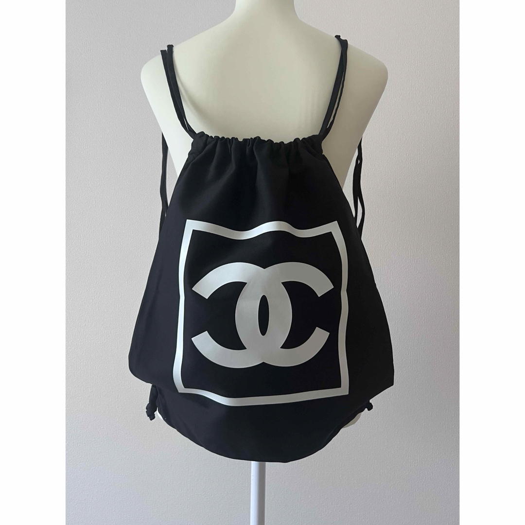 CHANEL(シャネル)のレア品　chanelシャネルコスメライン限定品ノベルティ頭巾バッグ レディースのバッグ(リュック/バックパック)の商品写真