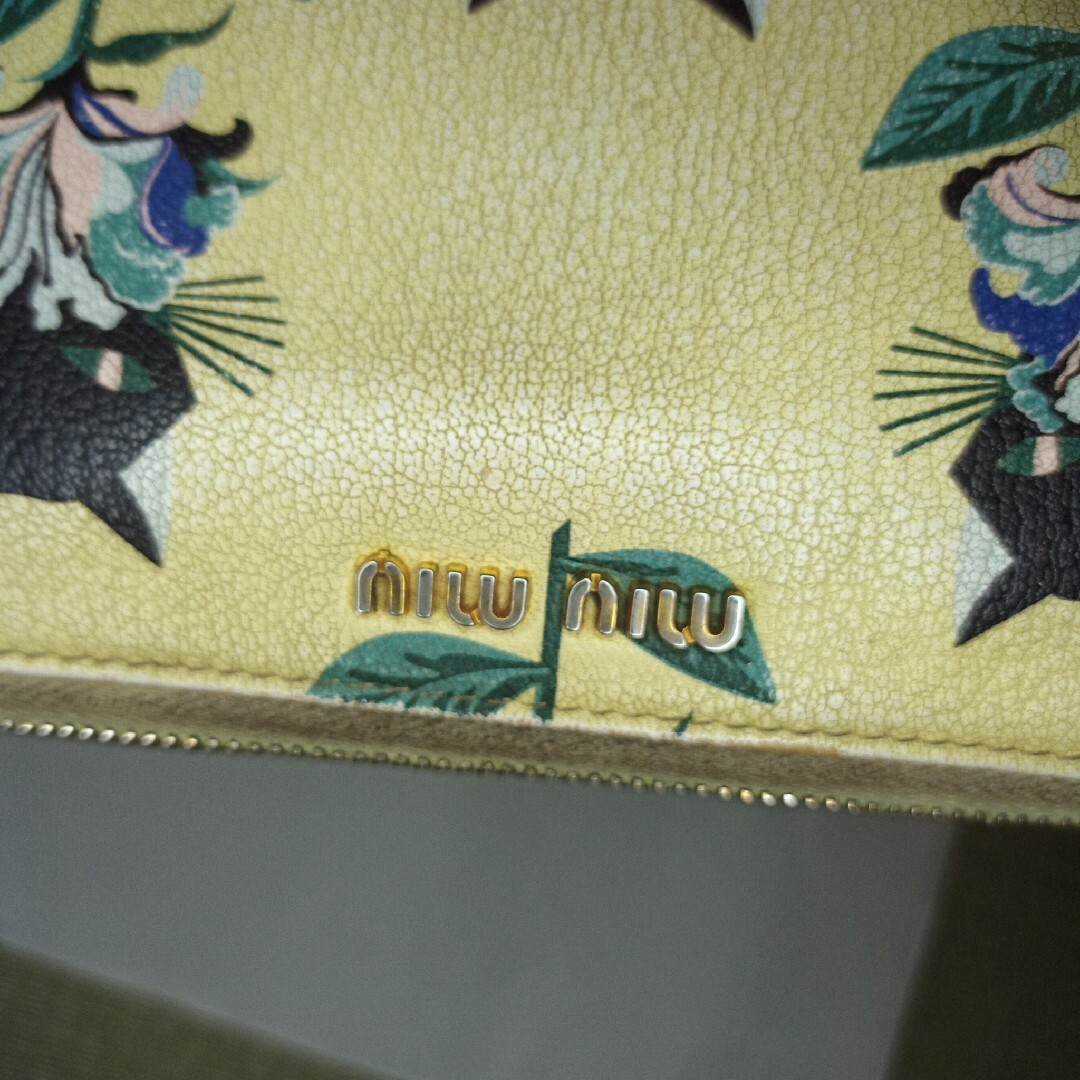 miumiu(ミュウミュウ)のmiumiu マドラス　長財布　猫 レディースのファッション小物(財布)の商品写真