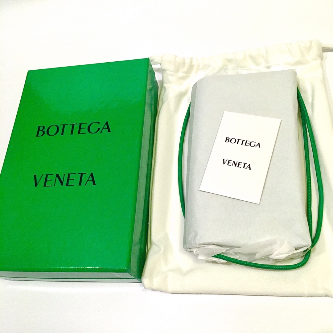 新品正規品 BOTTEGA VENETA ストラップウォレット ショルダーバッグ-