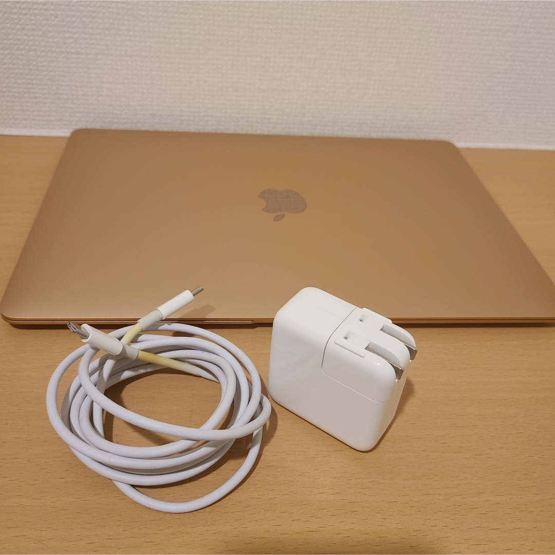 MacBook Air M1 ゴールドMGND3J/A  スマホ/家電/カメラのPC/タブレット(ノートPC)の商品写真