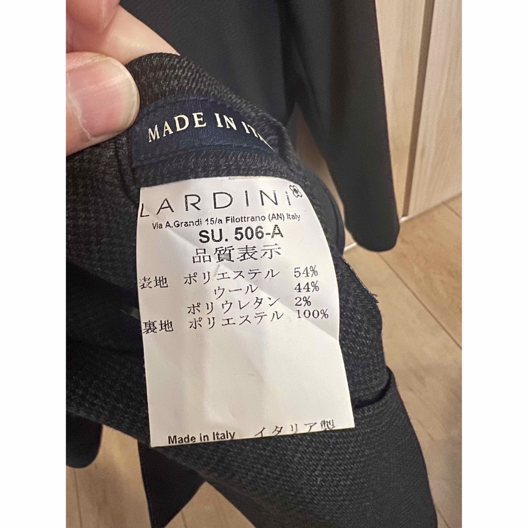 LARDINI(ラルディーニ)のラルディーニ　セットアップ　スーツ　EASY 44 グレー　マイクロハウンド メンズのスーツ(セットアップ)の商品写真