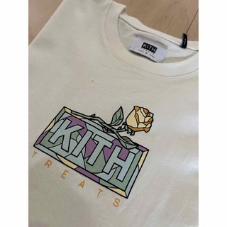 KITH - KITH TREATS mosaic rose tee Tシャツの通販 by ...