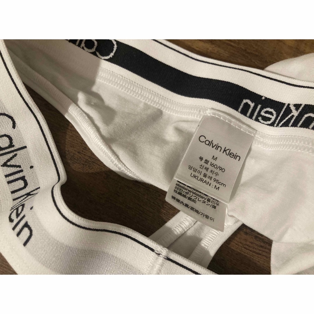 Calvin Klein(カルバンクライン)のCalvin Klein Tショーツ レディースの下着/アンダーウェア(ショーツ)の商品写真