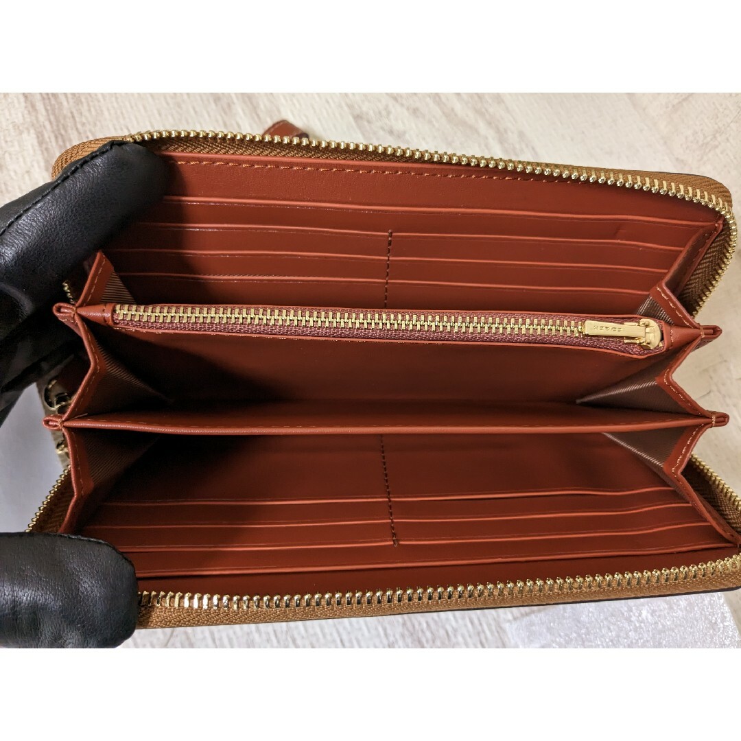 COACH コーチピーナッツコラボ 長財布 スヌーピー アウトレットの通販 by さくら|コーチならラクマ COACHピーナッツコラボ 長財布 スヌーピー アウトレット