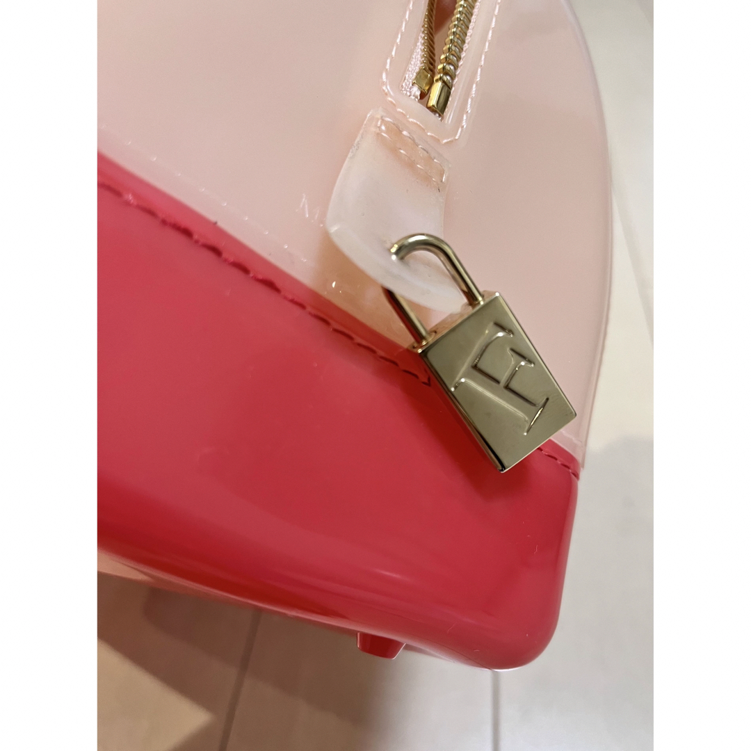 Furla(フルラ)のフルラ　キャンディバック　ピンク レディースのバッグ(ハンドバッグ)の商品写真