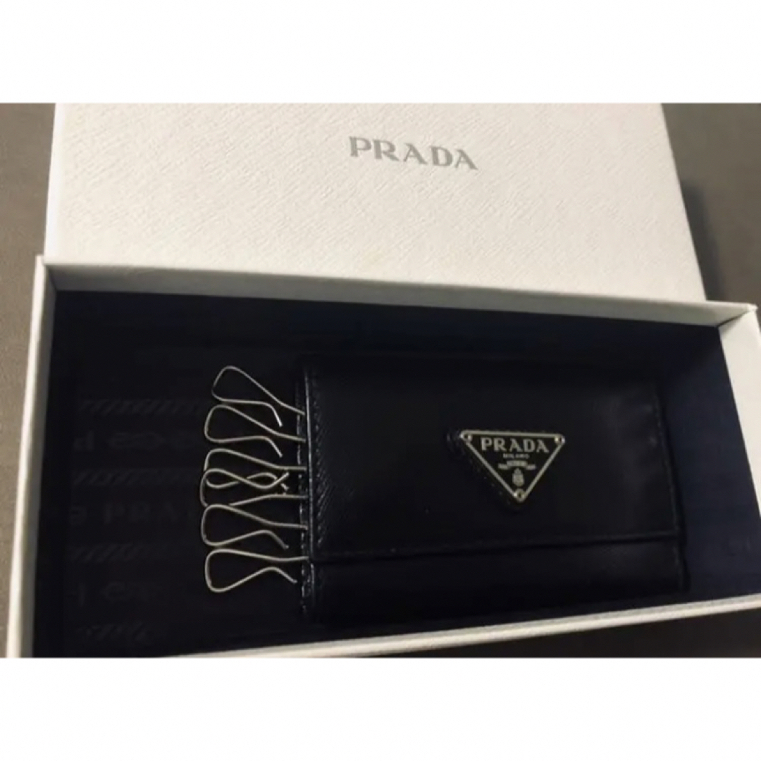 プラダ PRADA 6連 キーケース カードケース 財布 サフィアーノレザー 黒-