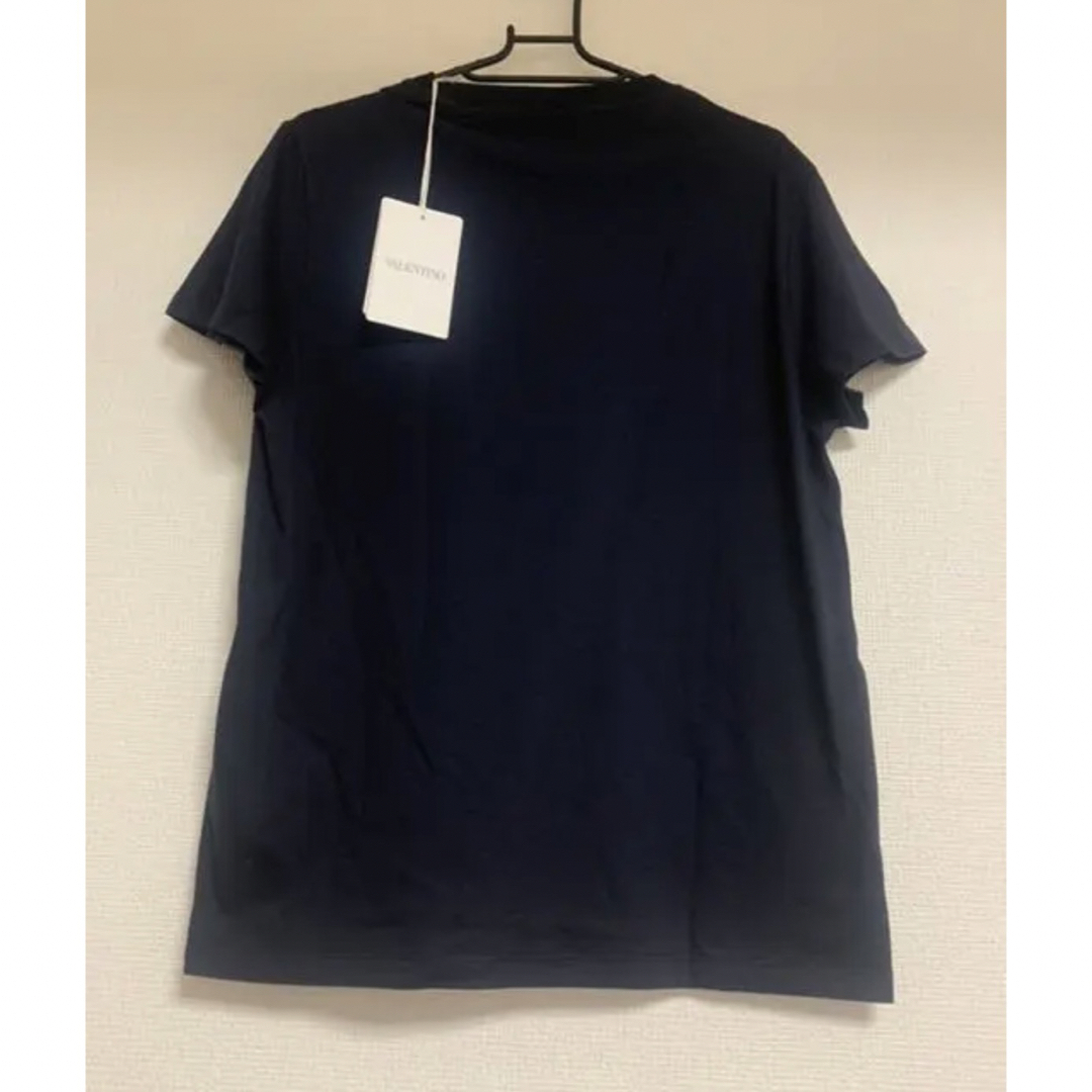 VALENTINO(ヴァレンティノ)の【新品】ヴァレンティノ Vロゴ Tシャツ XS メンズのトップス(Tシャツ/カットソー(半袖/袖なし))の商品写真